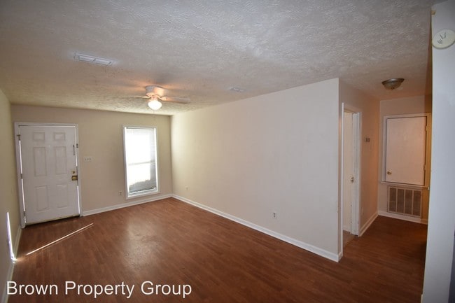 Building Photo - 1772 Roberta Ct