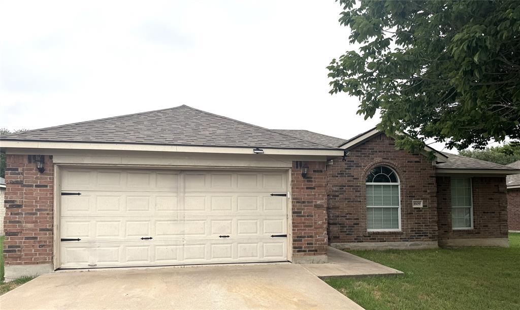 Foto principal - 1609 Paint Brush Dr