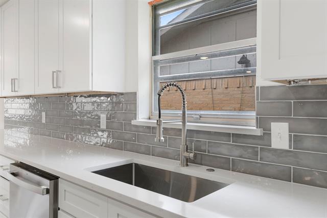 Foto del edificio - 4106 Longleaf Dr