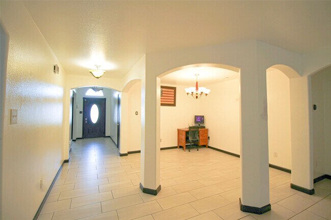Foto del edificio - 3827 Dogwood Tr
