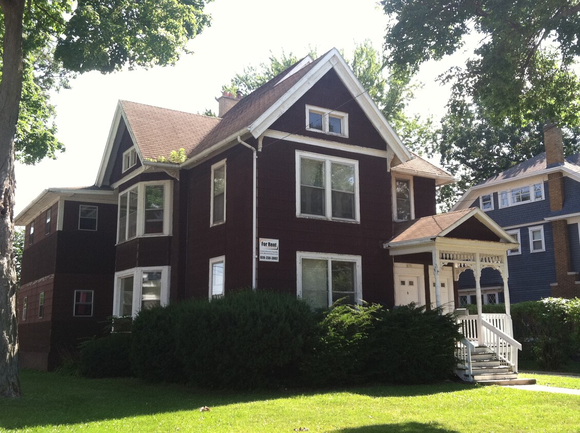 Foto principal - 639 Amherst Ave