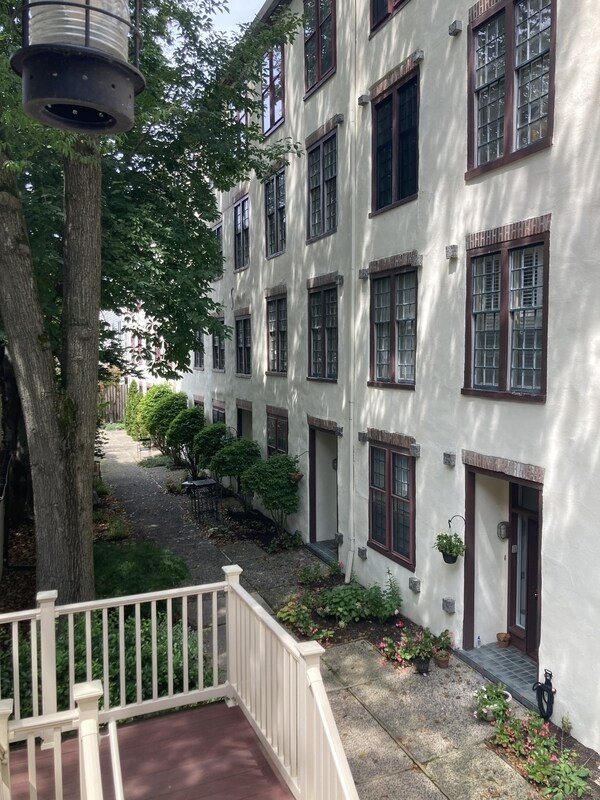 Foto principal - 49 Bancroft Mills Rd