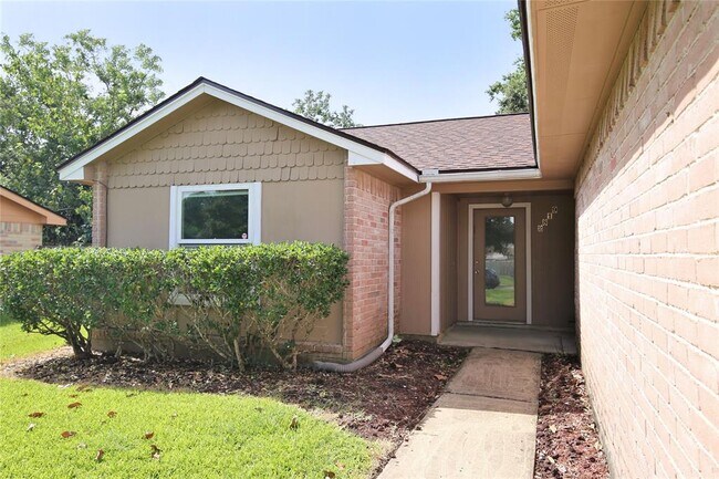 Foto del edificio - 2819 Pheasant Creek Dr