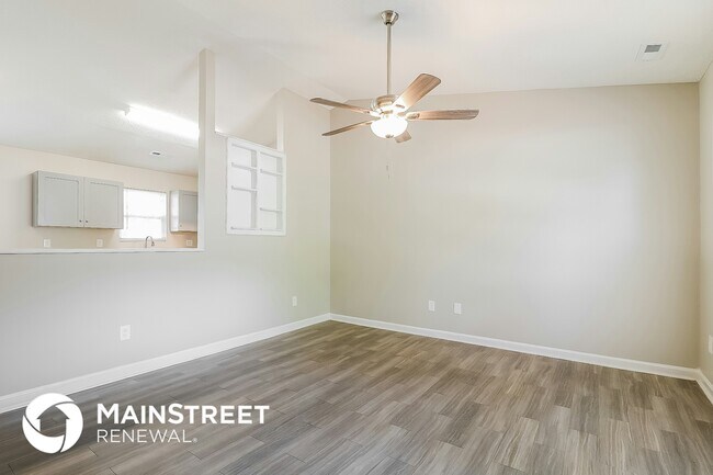 Foto del edificio - 130 Oakdale Ave