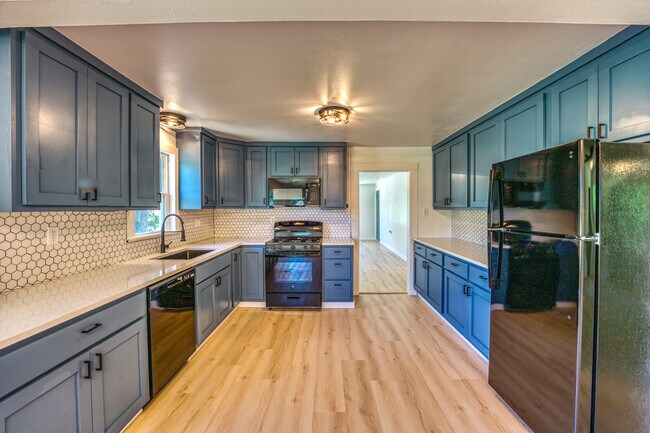 Foto del edificio - 906 S Oak St