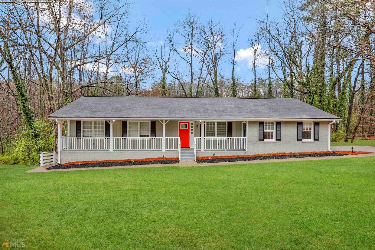 2064 Panola Way Ct, Lithonia, GA 30058 House for Rent in Lithonia, GA