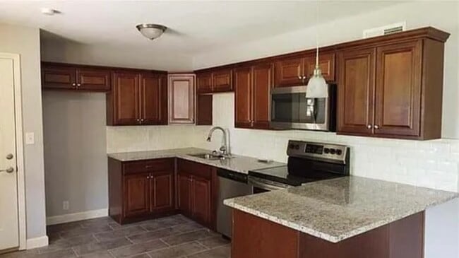 Building Photo - 1815 N 78th St