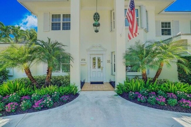 Building Photo - 518 Gardenia Terrace