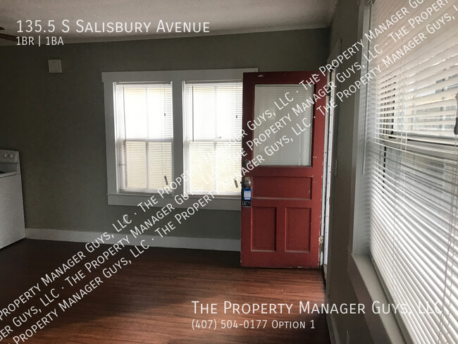 Building Photo - *LEASE PENDING* - 1/1 For Rent in Deland f...