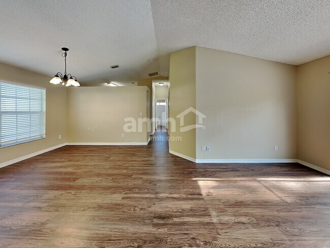 Building Photo - 353 Albedo Avenue SE