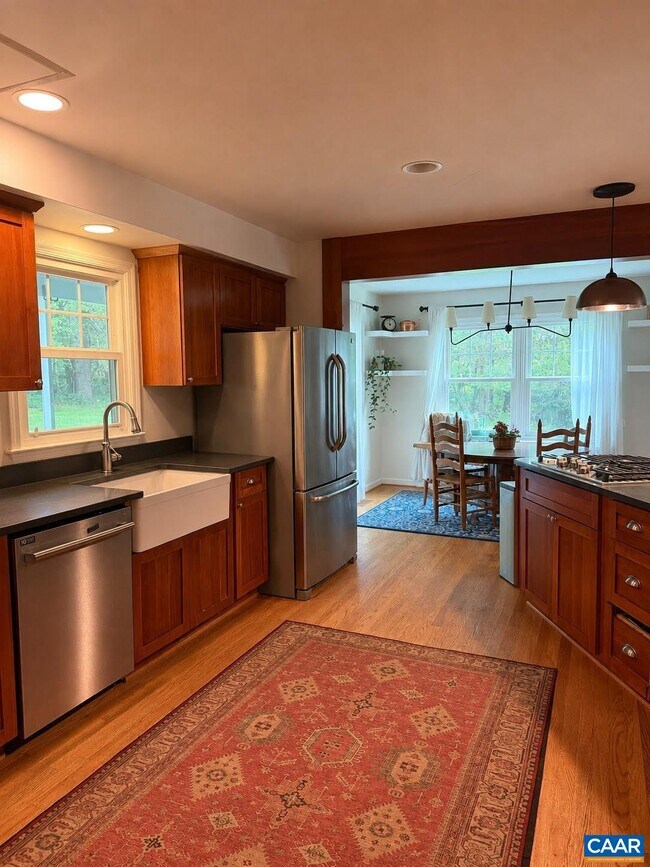 Building Photo - 2225 Evans Cir