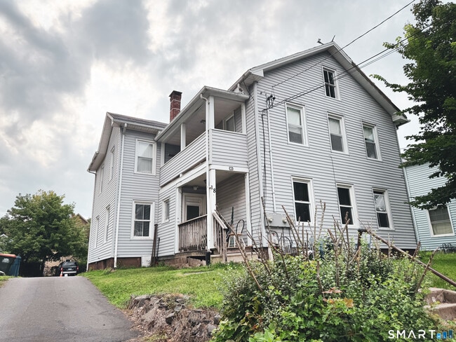 Building Photo - 18 S 1st St