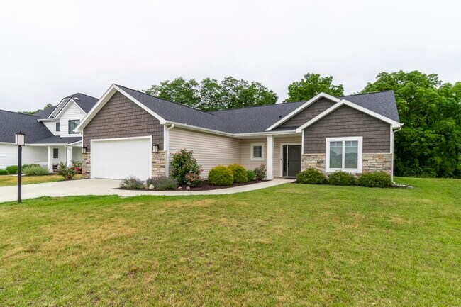 Building Photo - 2128 Freestone Pl