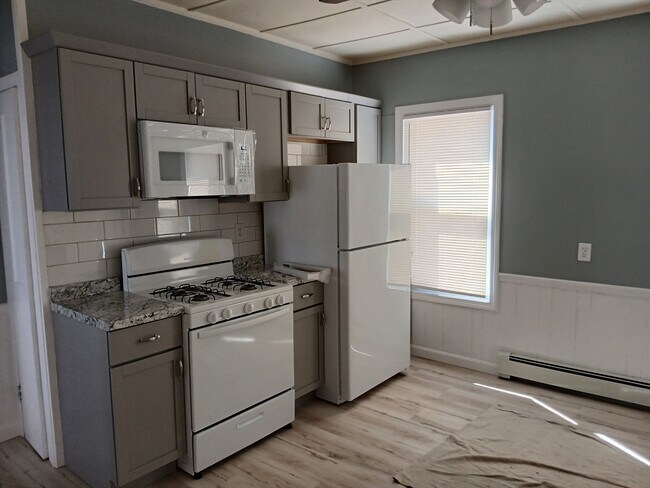 Foto del edificio - 599 Cottage St