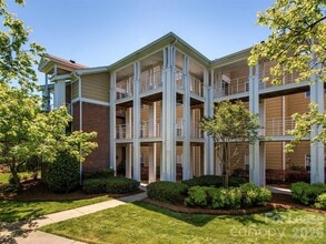 Building Photo - 18521 Harborside Dr