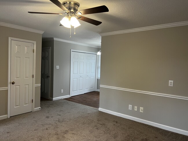 Building Photo - 2507 Saint Christopher Cir SW