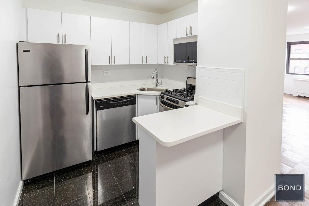 Foto principal - 145 E 16th St