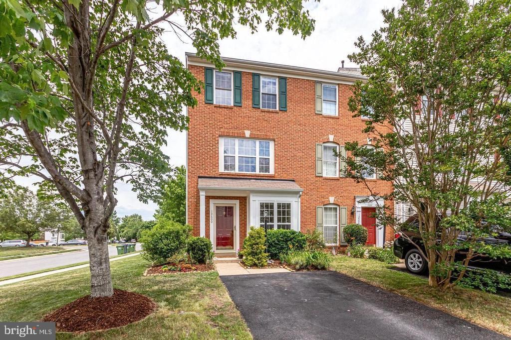 Primary Photo - 13600 Rumsey Ct
