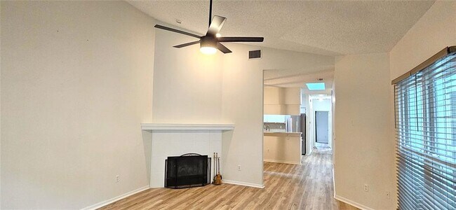 Foto del edificio - 2736 Penzance St