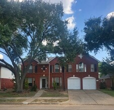 Building Photo - 8319 Adler Lake Dr