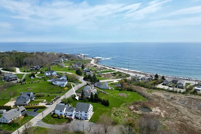 Foto del edificio - 42 Washington Rd