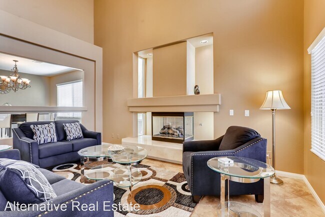 Building Photo - 5 br, 3 bath House - 7994 Coronado Coast St