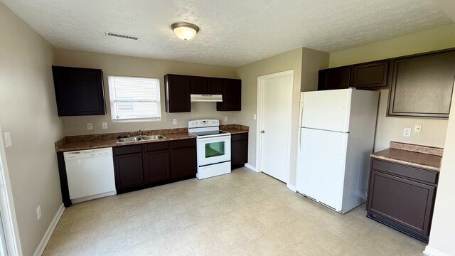Foto del edificio - SOUTH EAST/FRANKLIN TWP 4 BR/2.5 BA LIKE NEW 2-STORY HOME AVAILABLE NOW!