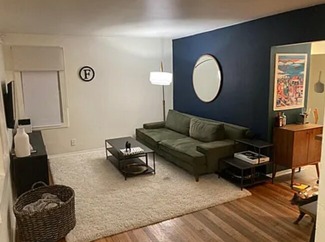 Foto del edificio - 2 Bed | 1 Bath | Brookside