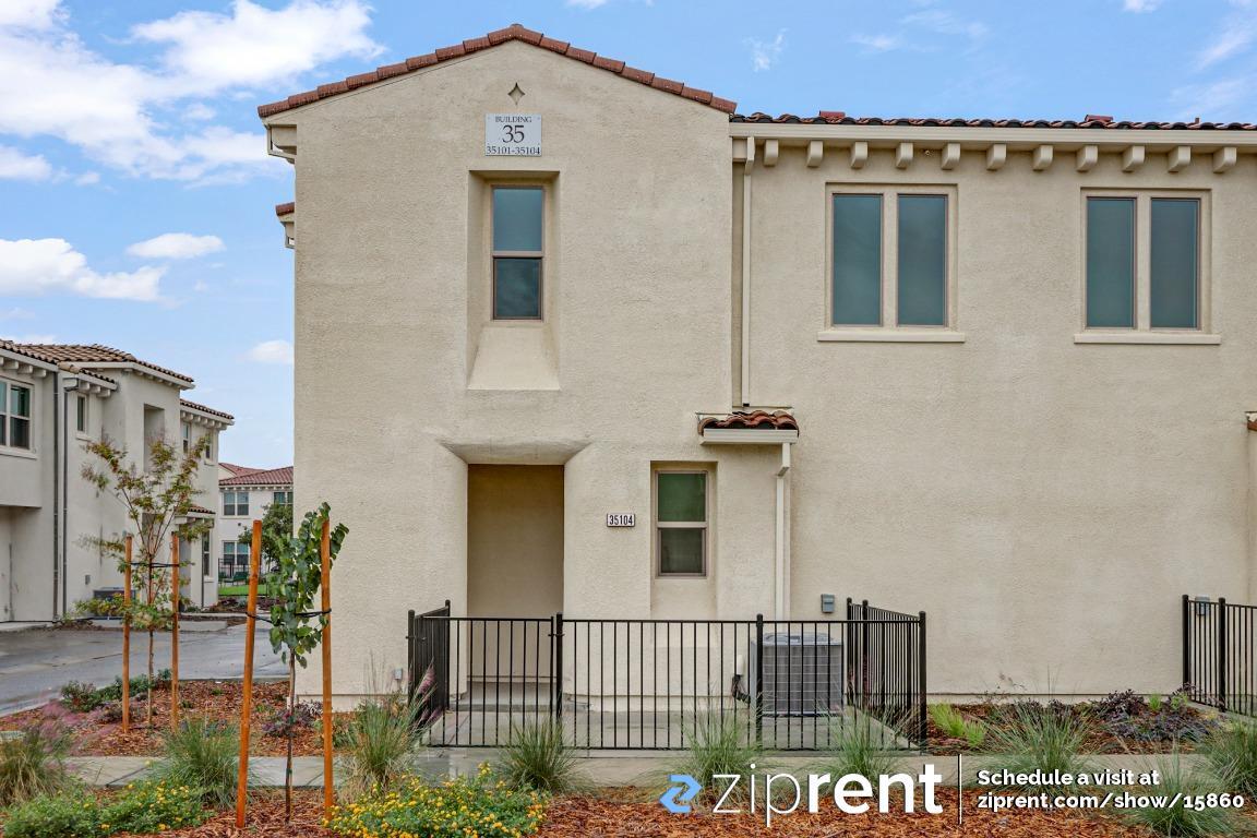 5301 E Commerce Way Unit 35104, Sacramento, CA 95835 Condo for Rent