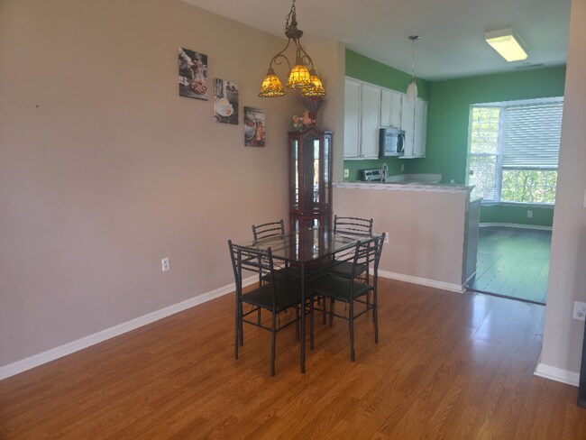 Foto del edificio - 1227 Rockland Ct