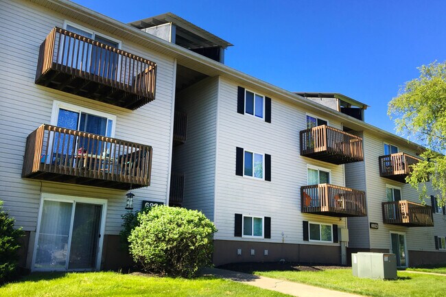 Foto del edificio - Oakwood Apartments