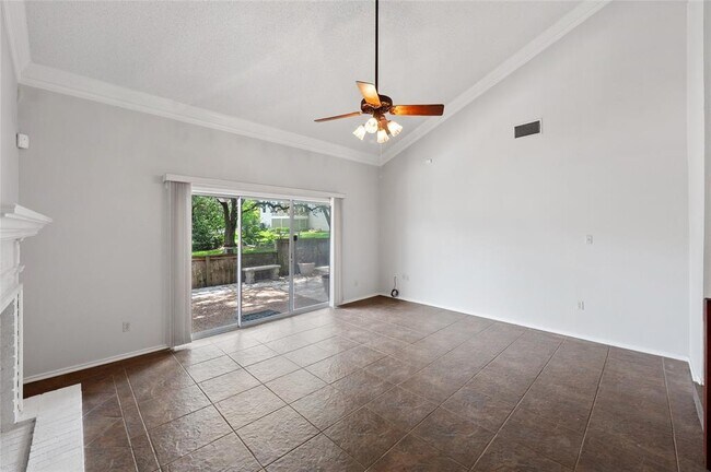 Foto del edificio - 7909 Griffin Ct