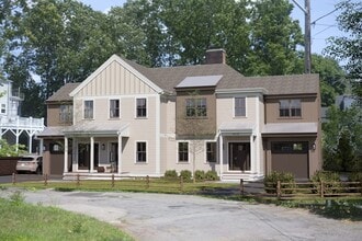 Building Photo - 12 Cloelia Terrace