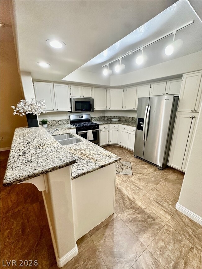 Building Photo - 7950 W Flamingo Rd