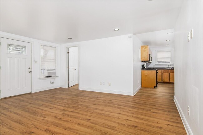 Foto del edificio - 1614 Ave N Ursuline St