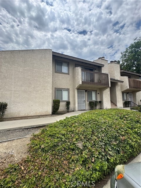Building Photo - 1251 S Meadow Ln