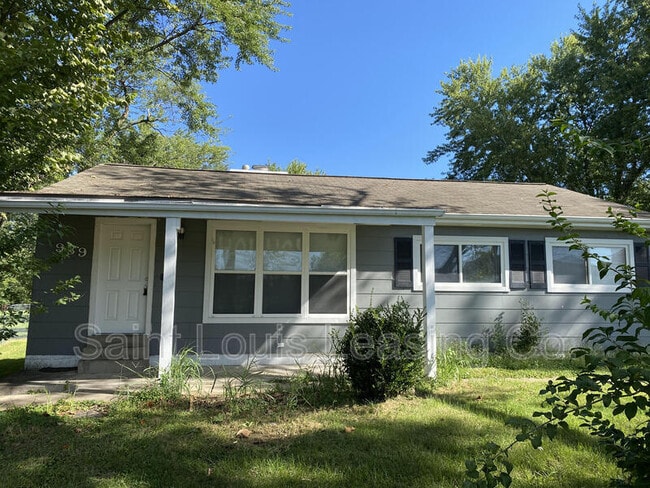 Building Photo - 939 Prigge Rd
