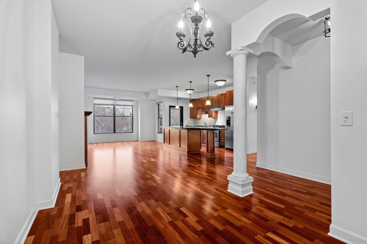 Primary Photo - 317 Groveland Avenue 521
