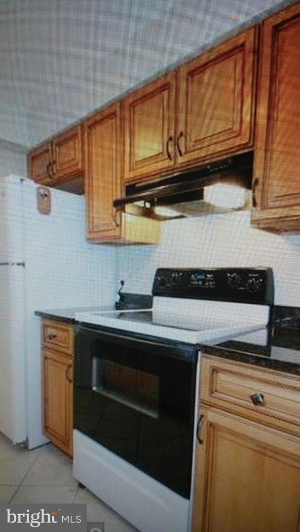 Building Photo - 2226 CASTLE ROCK Sq