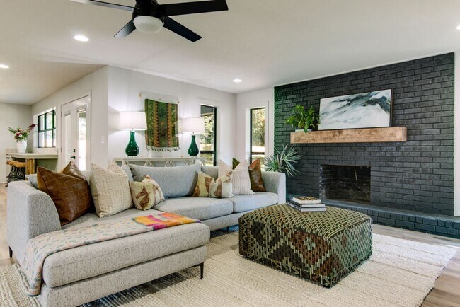 Foto del edificio - Palm Springs style ranch house