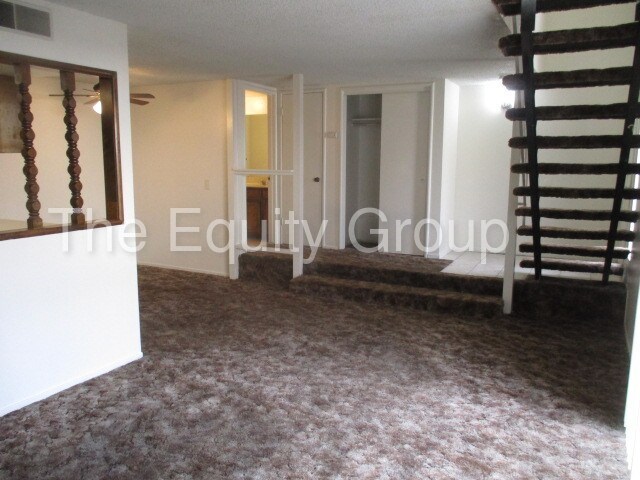 Foto del edificio - 2426 S Sallee St