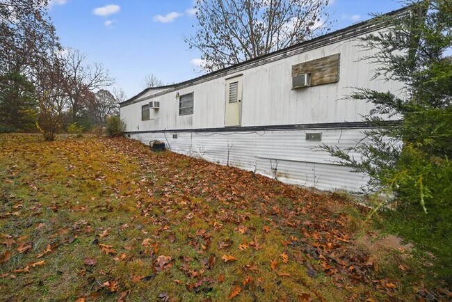 Foto del edificio - 1305 Ridge Cir