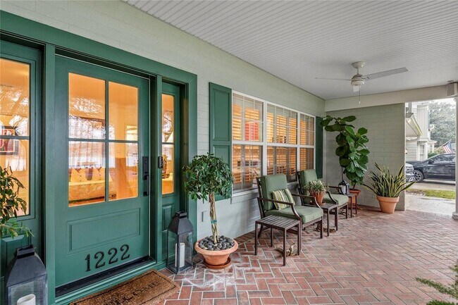 Foto del edificio - 1222 Lancaster Dr