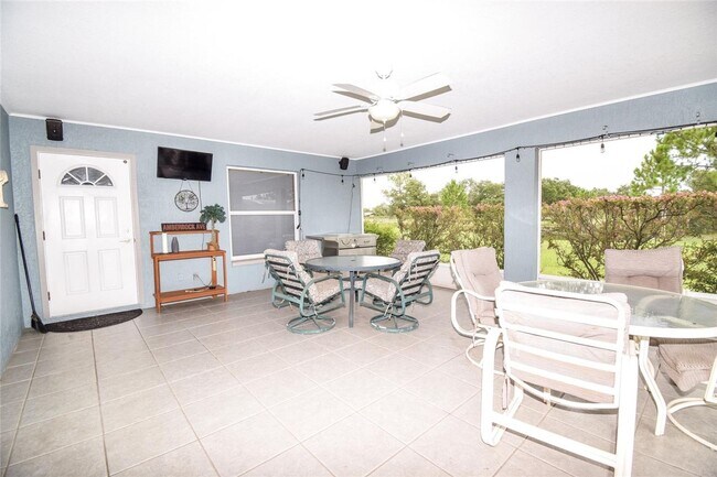 Foto del edificio - farm home