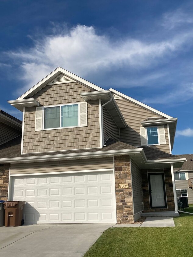 Primary Photo - *Coming Soon! 8305 Flintlock 3bed/3bath to...
