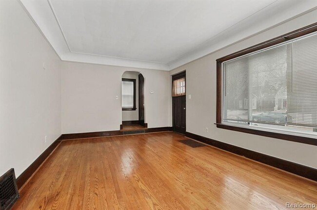 Building Photo - 151 N Genesee Ave