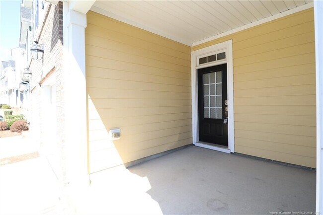 Foto del edificio - 643 Briarcliff St