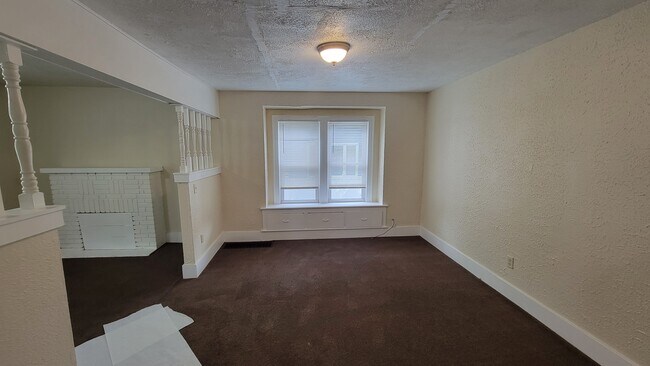 Foto del edificio - 1573 East Ave