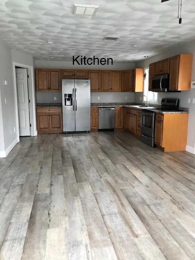 64 Kelly St, Lincoln, RI 02865 Townhome Rentals in Lincoln RI