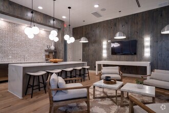 Interior Photo - Livano Kemah